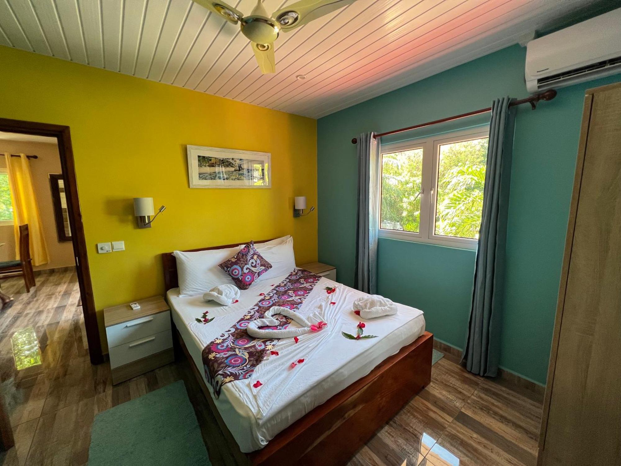 Chloe'S Cottage Self-Catering Đảo Đảo La Digue Ngoại thất bức ảnh
