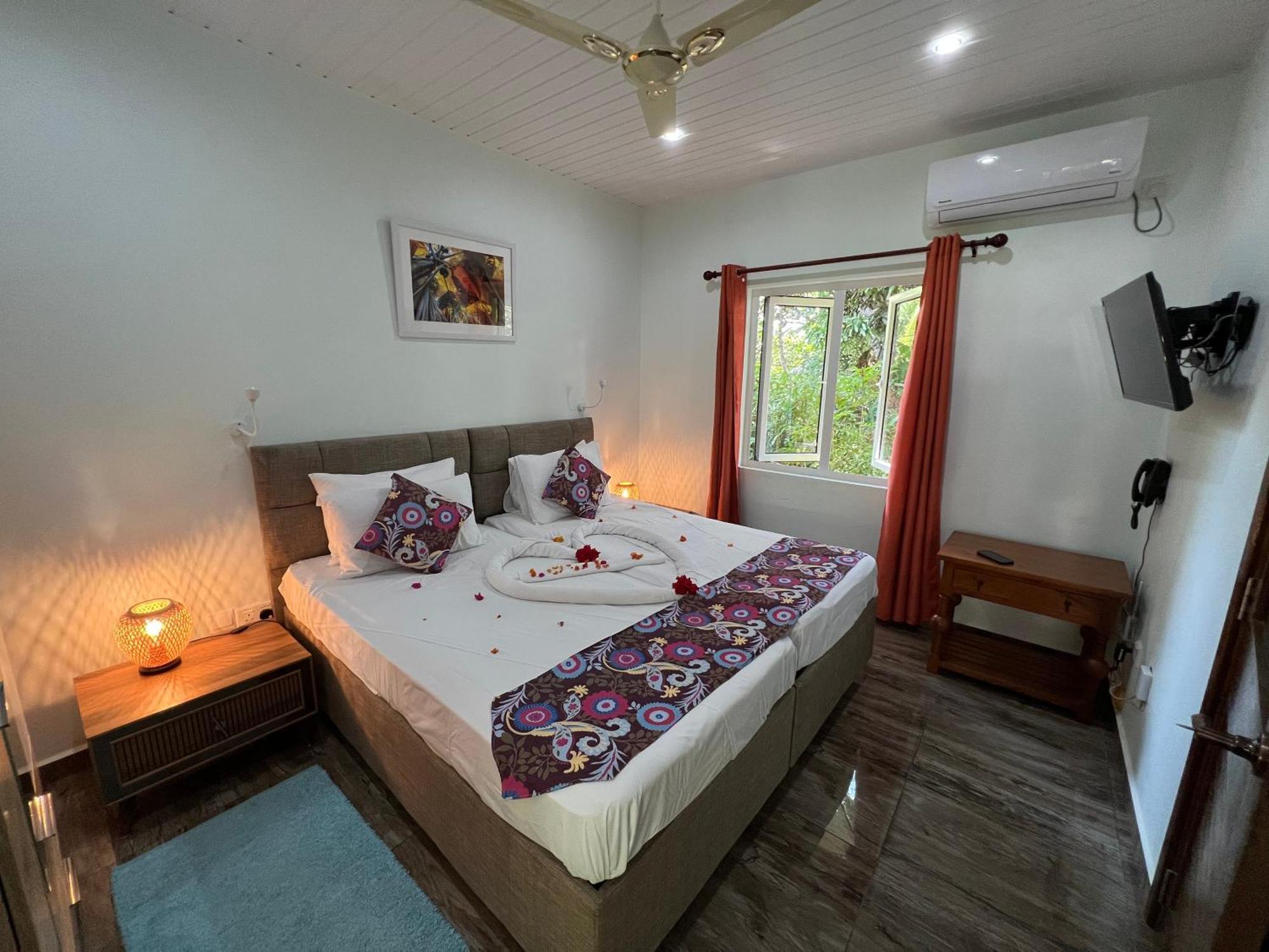 Chloe'S Cottage Self-Catering Đảo Đảo La Digue Ngoại thất bức ảnh