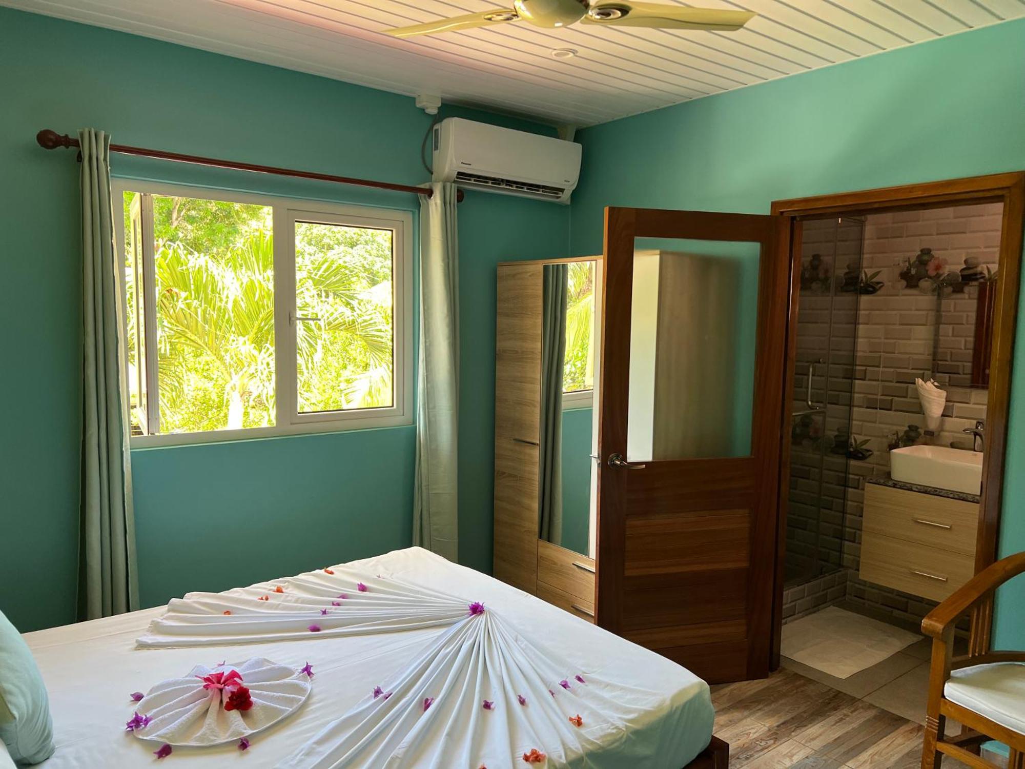 Chloe'S Cottage Self-Catering Đảo Đảo La Digue Ngoại thất bức ảnh
